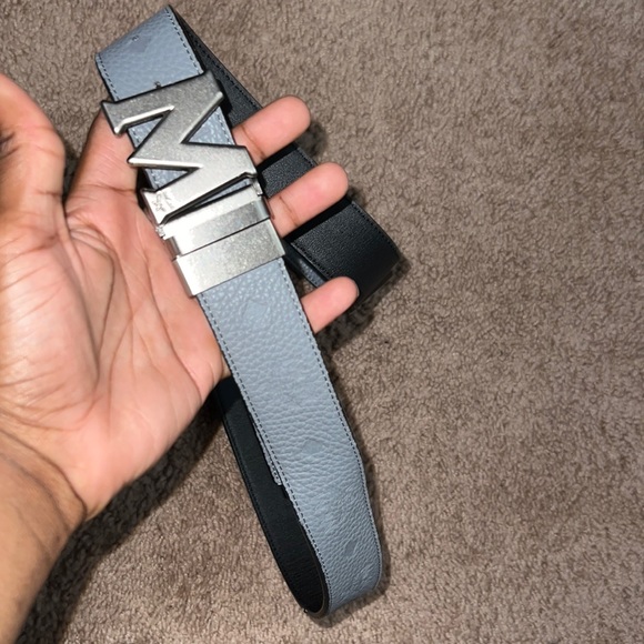 Never worn mint condition - Picture 1 of 3